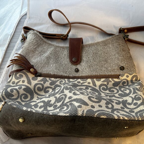 Myra Bags  Leather/Canvas/Fur, Upcycled Canvas Shoulder Bag    NEW Without Tags - Picture 1 of 2